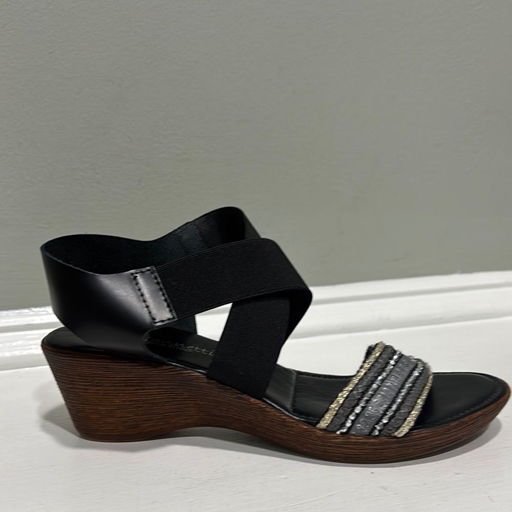 Beaded Wedge Black and Gray Silver Comfort Sandals-size 6.5